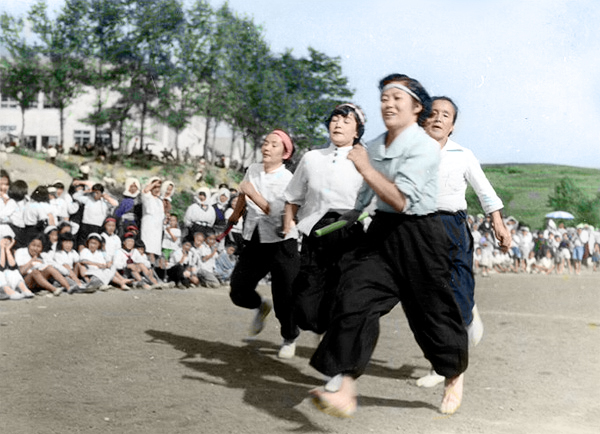 ���a20�N��㔼�̉^����